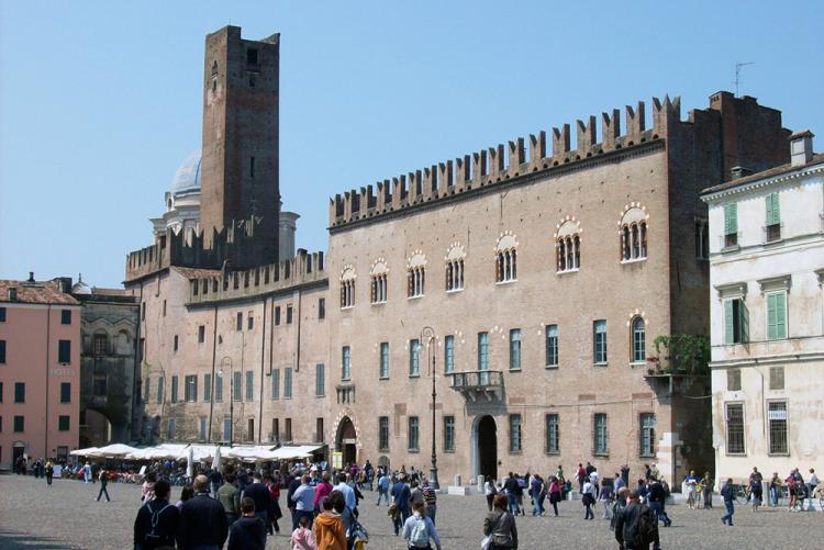 Palazzo Bonacolsi a Mantova