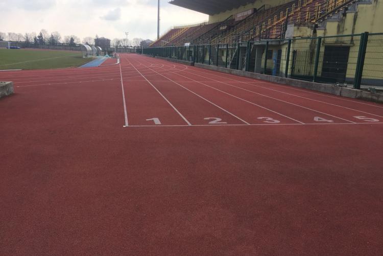 La pista di atletica dello stadio La Marmora-Pozzo