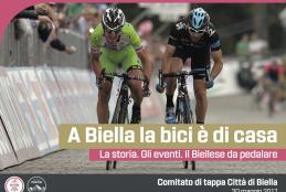 La copertina della brochure "A Biella la bici è di casa"