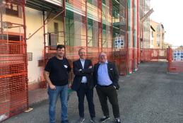 Il geometra Sandro Innocenti con il sindaco Corradino e l'assessore Zappalà