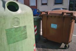 Contenitori per i rifiuti in città