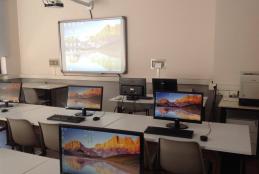 Un'aula multimediale dell'istituto Bona