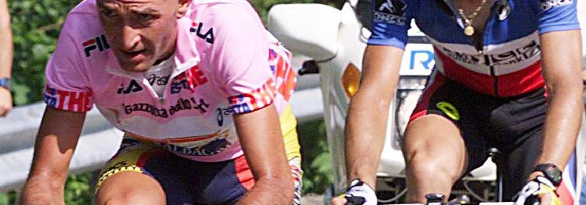 Pantani supera Jalabert nella tappa di Oropa del 1999